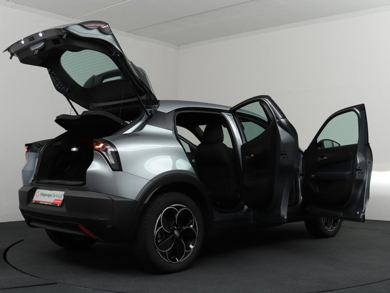 Vehicle Image 28