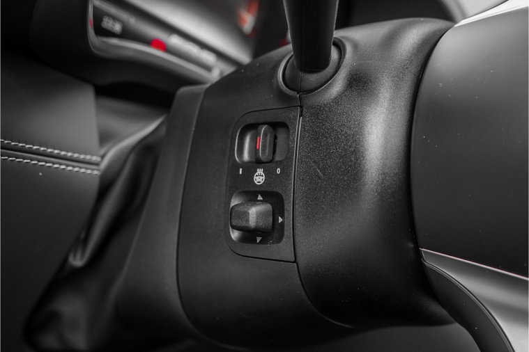 Vehicle Image 42