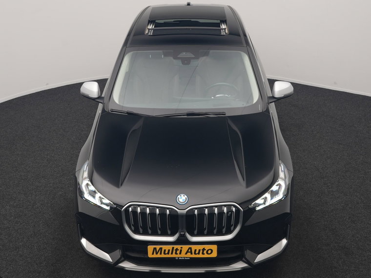 Vehicle Image 43