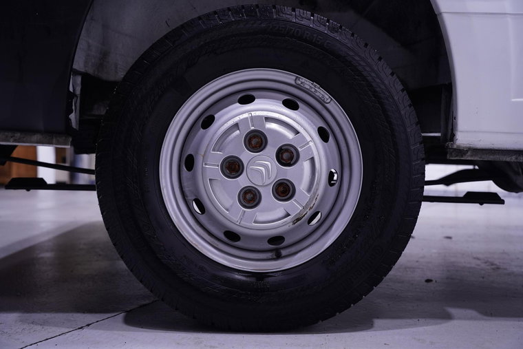 Vehicle Image 20