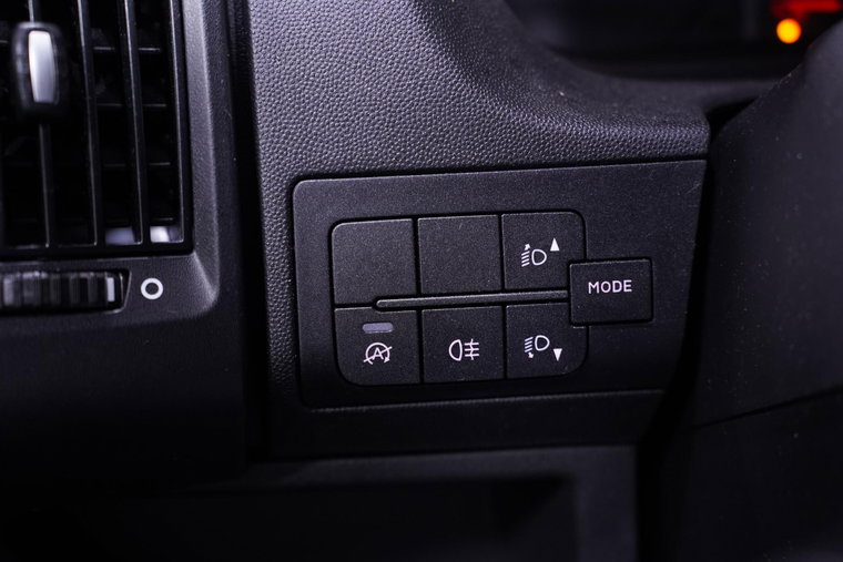 Vehicle Image 41