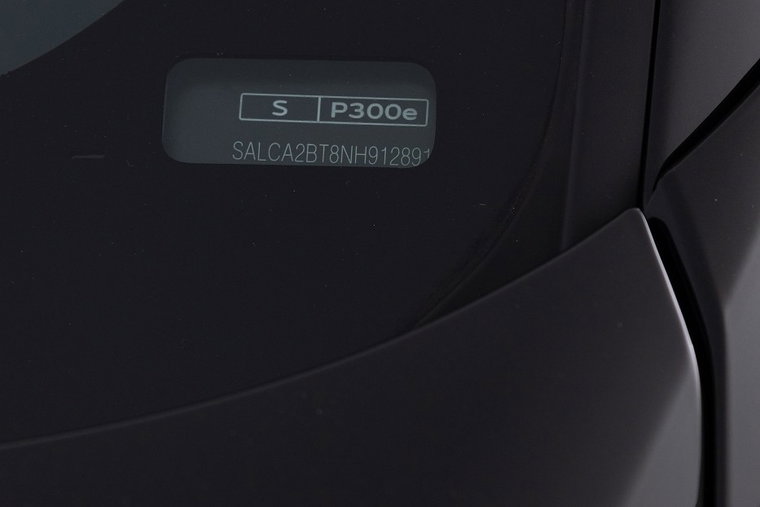 Vehicle Image 32