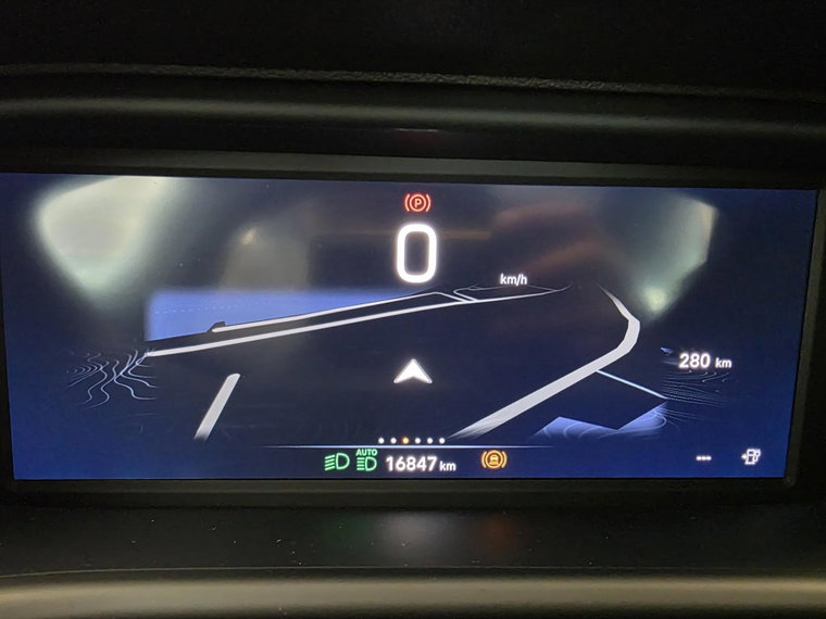 Vehicle Image 19