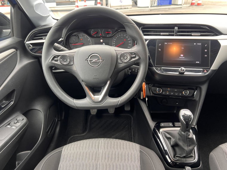 Vehicle Image 22