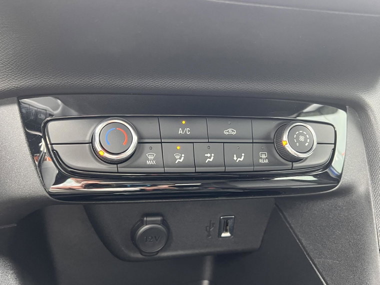 Vehicle Image 28