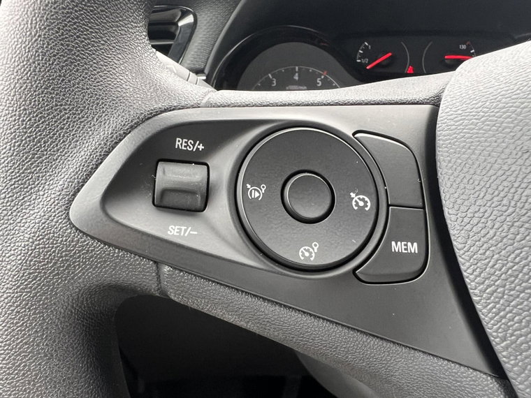 Vehicle Image 34