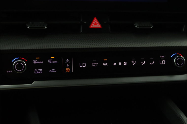 Vehicle Image 27