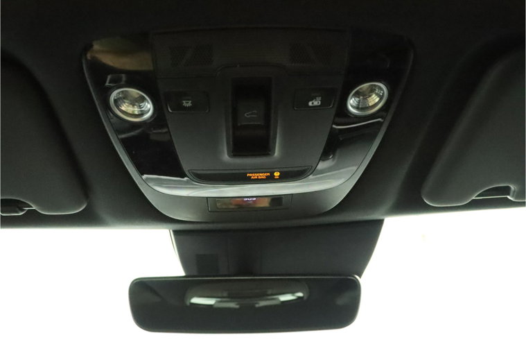 Vehicle Image 37