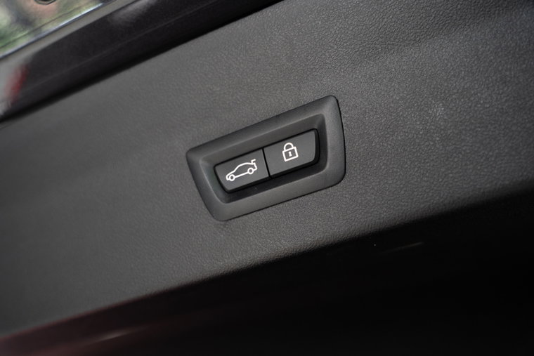 Vehicle Image 38