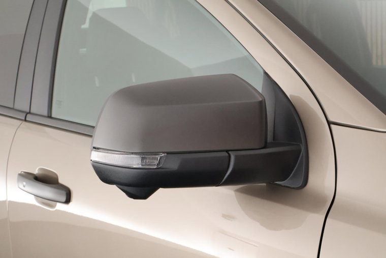 Vehicle Image 38