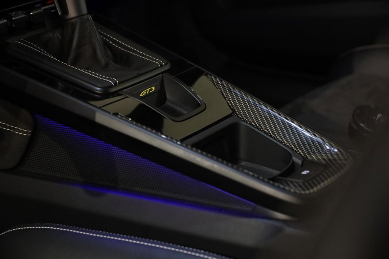 Vehicle Image 38