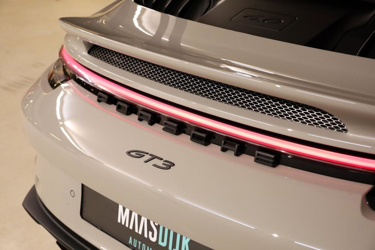 Vehicle Image 40