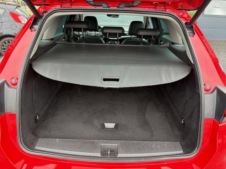 Vehicle Image 37