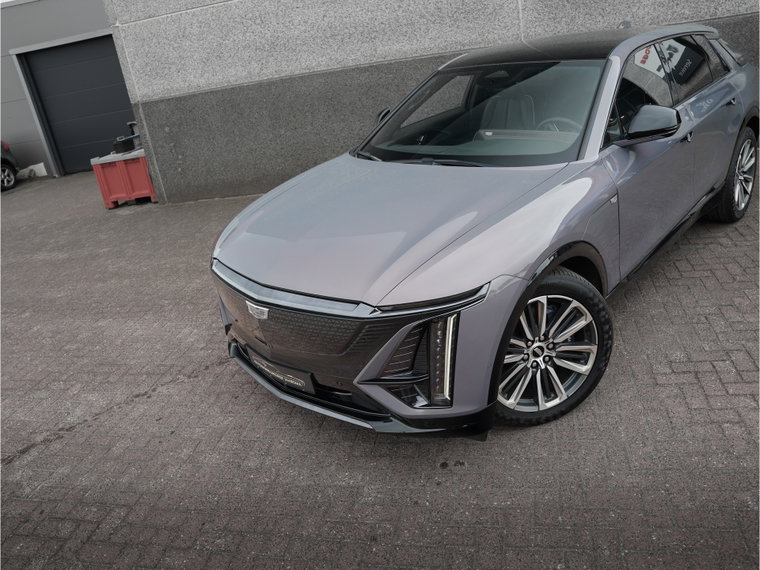 Vehicle Image 11