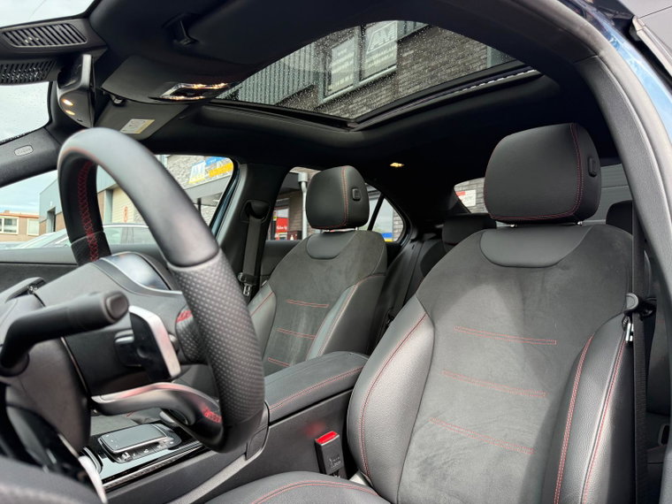 Vehicle Image 36