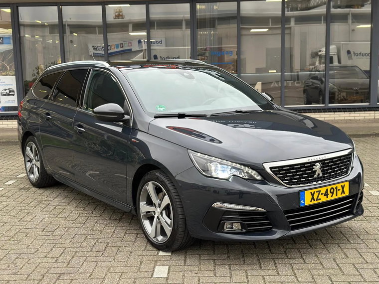 Vehicle Image 13