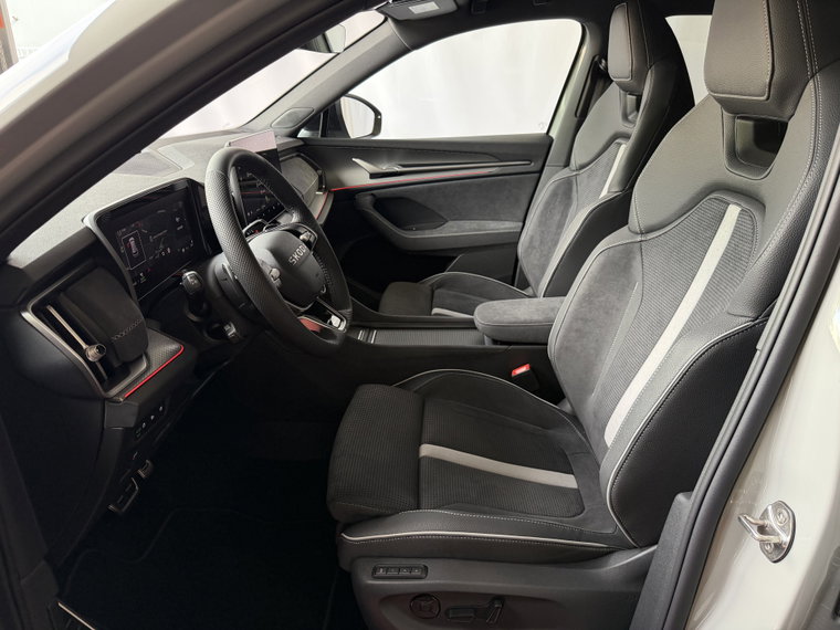 Vehicle Image 42