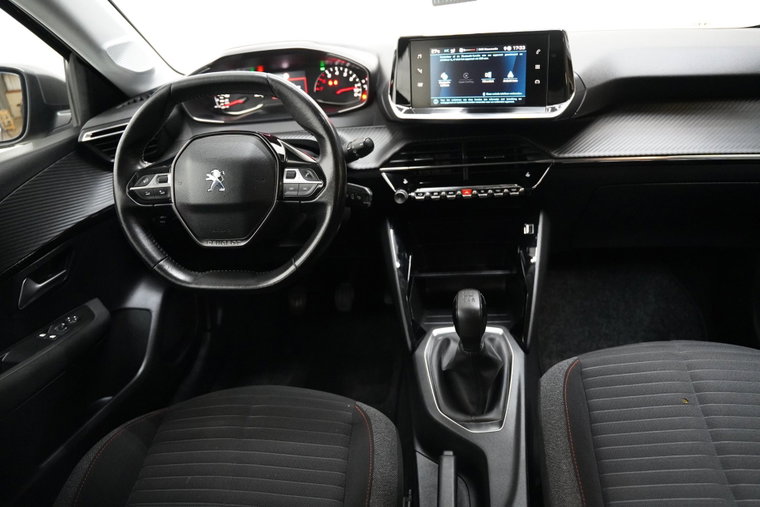 Vehicle Image 33
