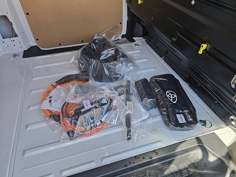 Vehicle Image 14
