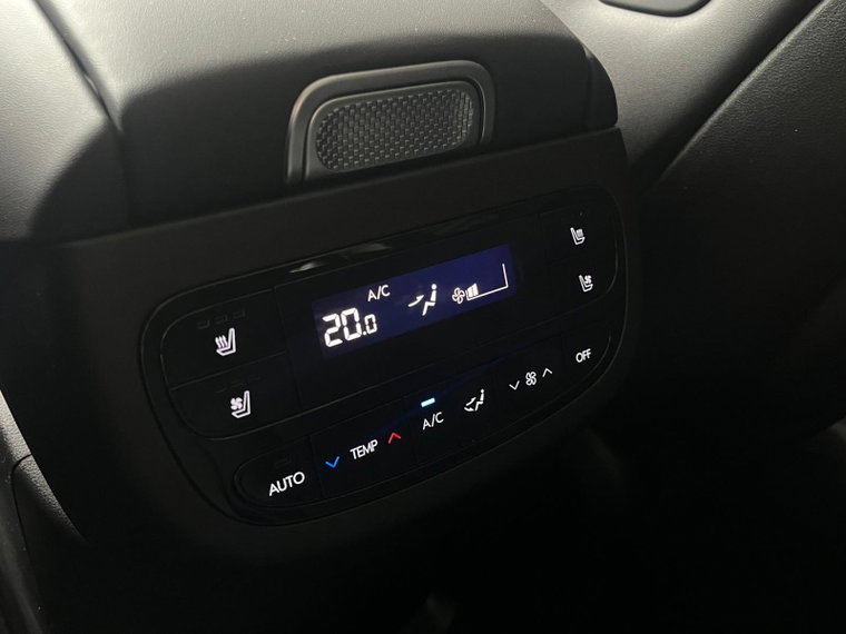 Vehicle Image 27