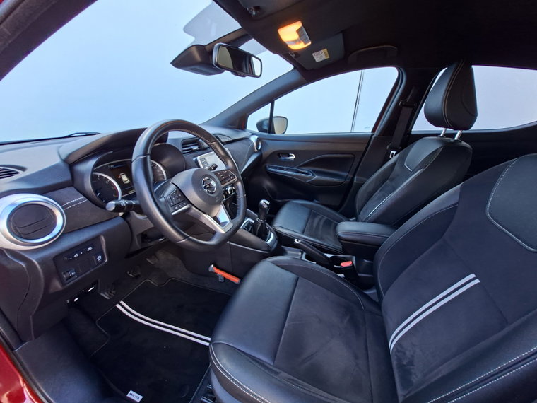 Vehicle Image 36