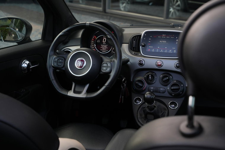 Vehicle Image 20