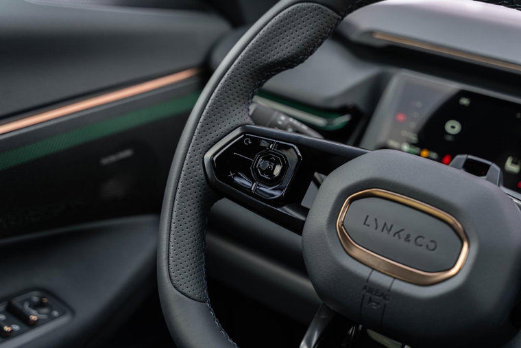 Vehicle Image 22