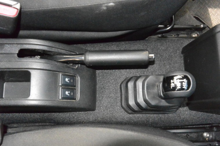 Vehicle Image 23