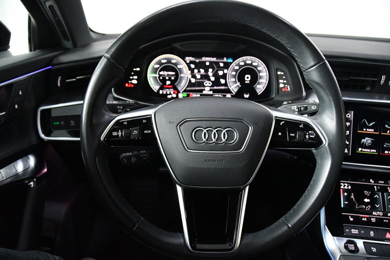 Vehicle Image 12