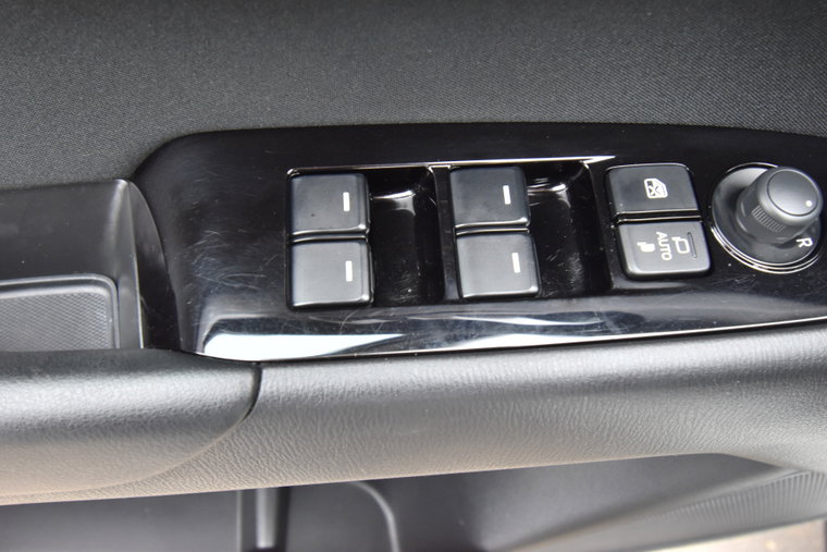 Vehicle Image 20
