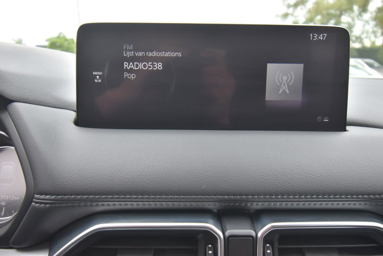 Vehicle Image 30