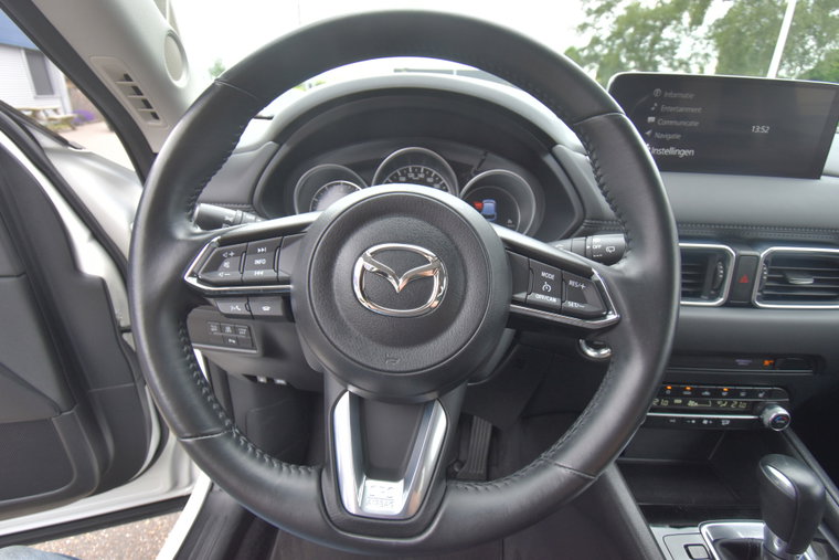 Vehicle Image 37