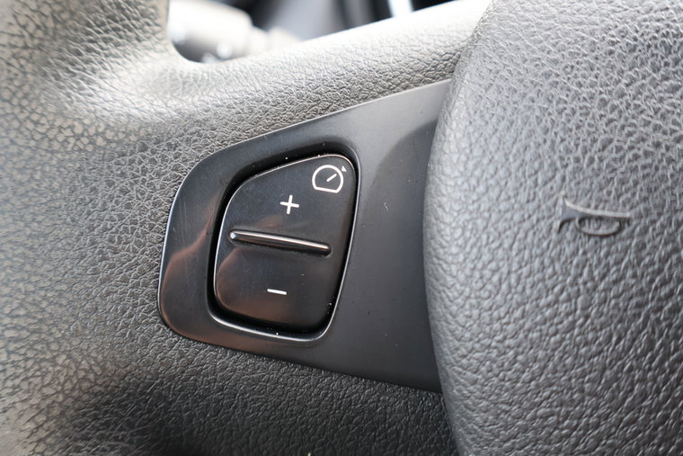 Vehicle Image 24