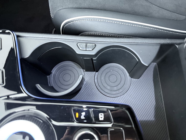 Vehicle Image 33