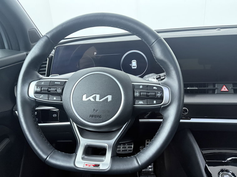 Vehicle Image 38
