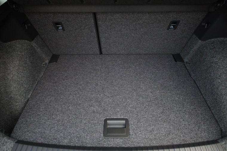 Vehicle Image 33
