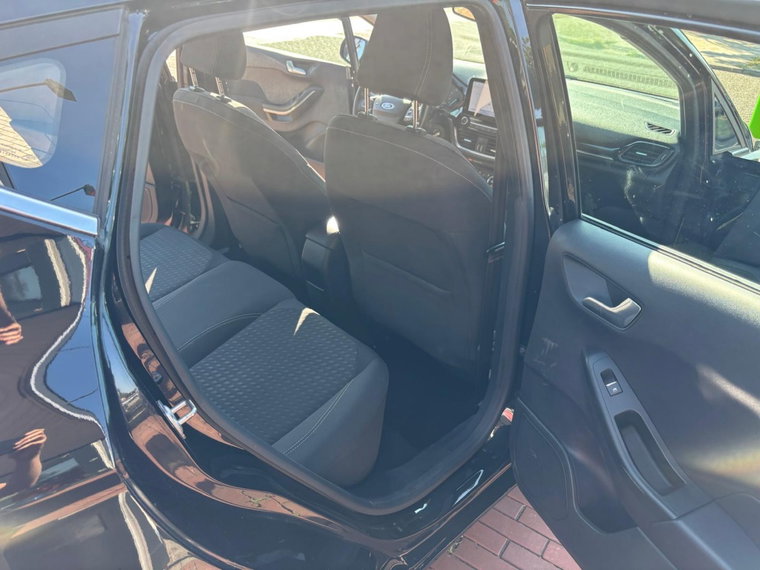 Vehicle Image 50