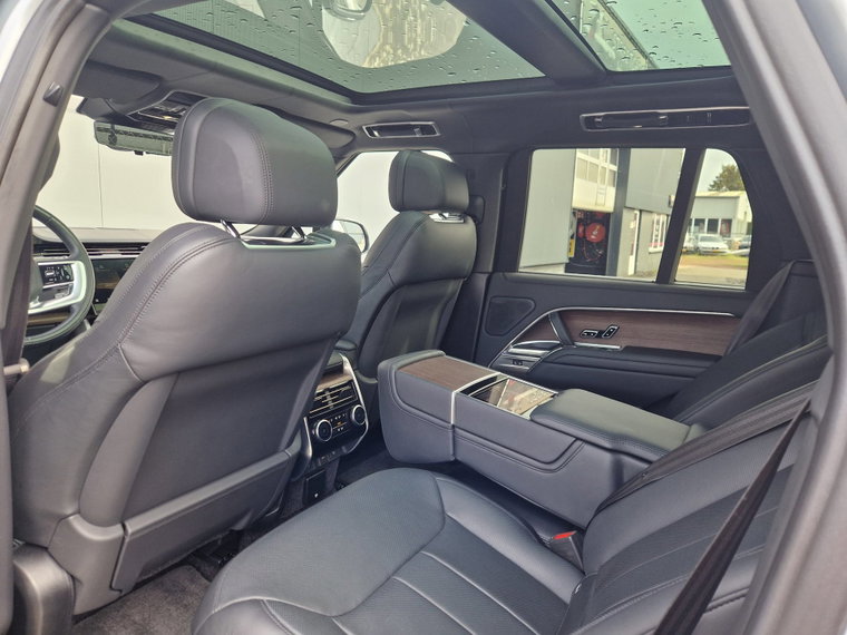 Vehicle Image 20
