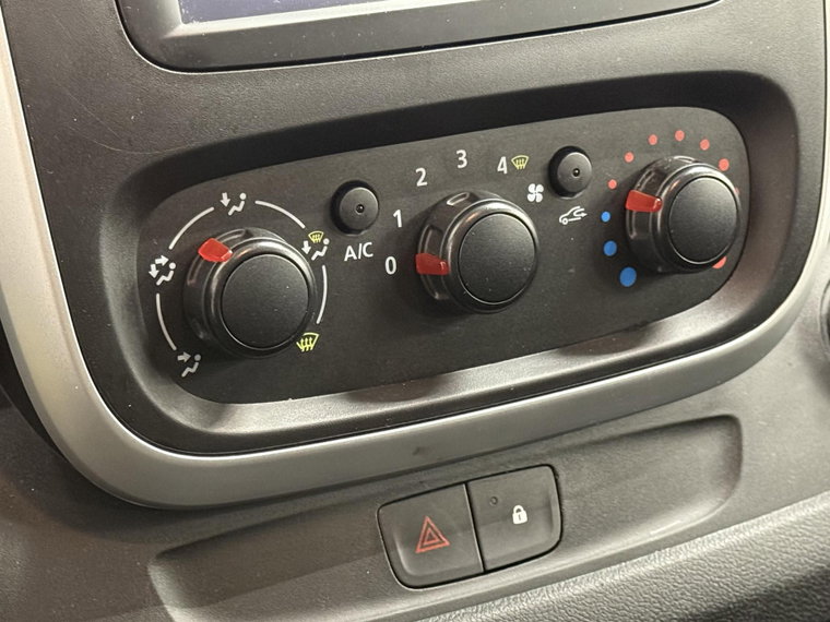 Vehicle Image 26