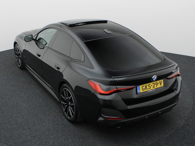 Vehicle Image 43