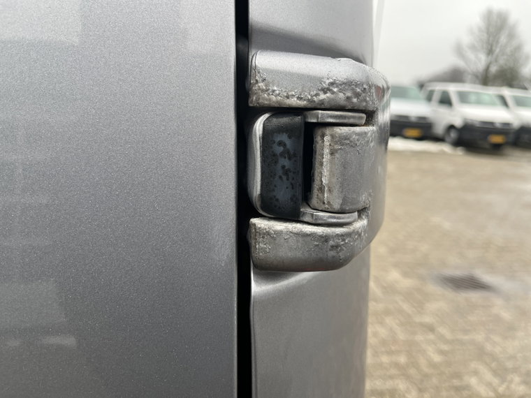 Vehicle Image 45