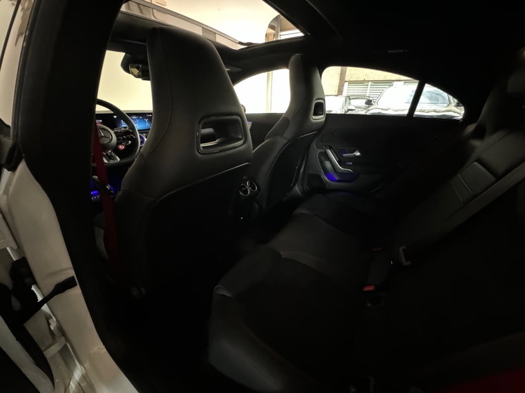 Vehicle Image 36