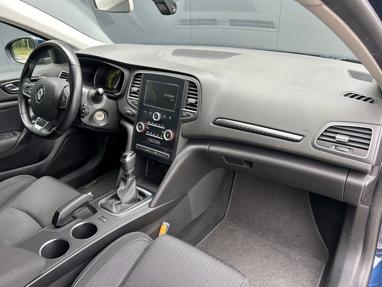 Vehicle Image 26