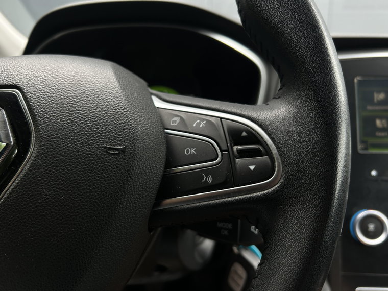 Vehicle Image 29