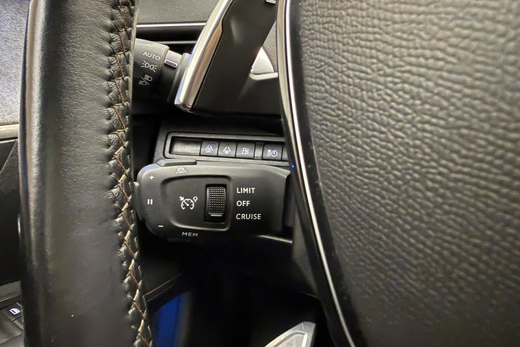 Vehicle Image 26