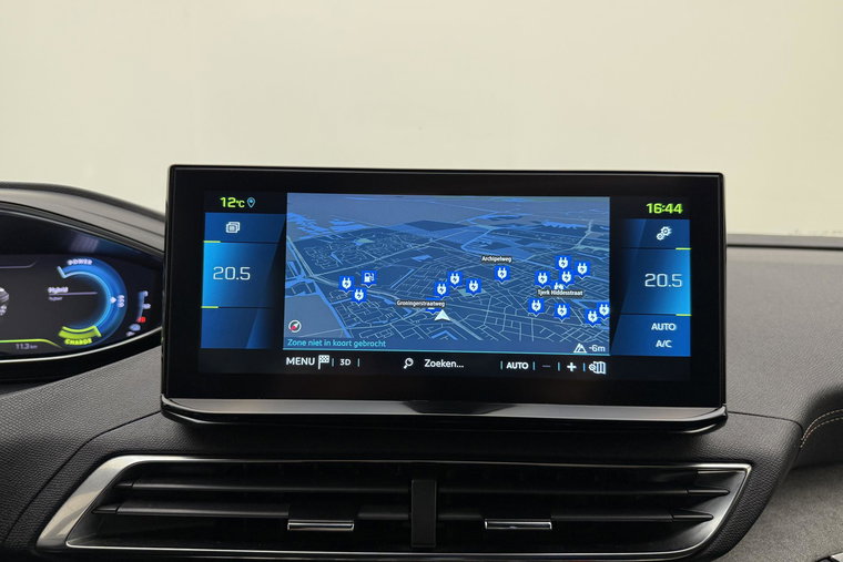 Vehicle Image 30