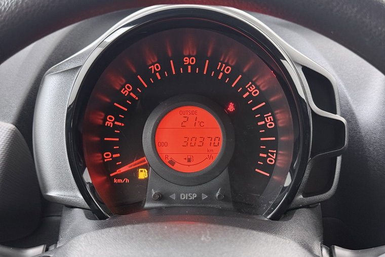 Vehicle Image 19
