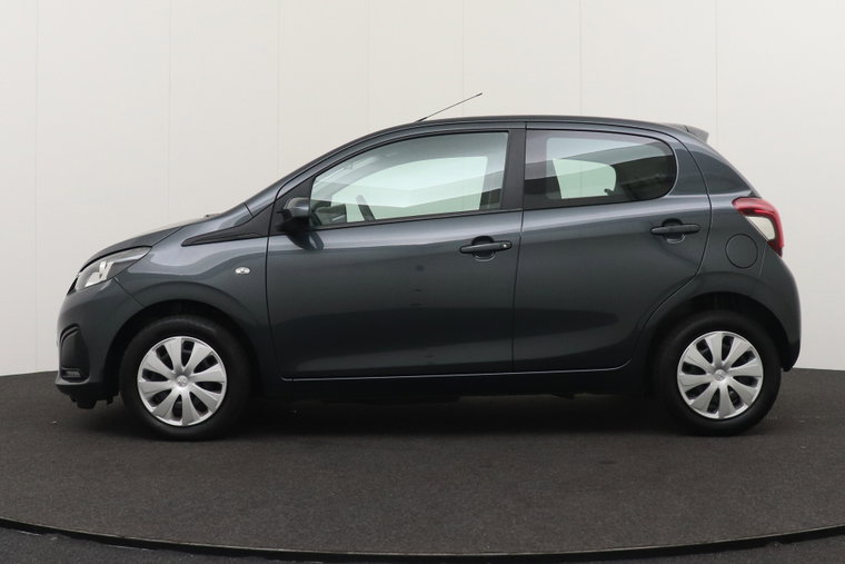 Vehicle Image 5