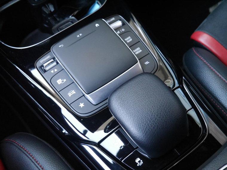 Vehicle Image 39