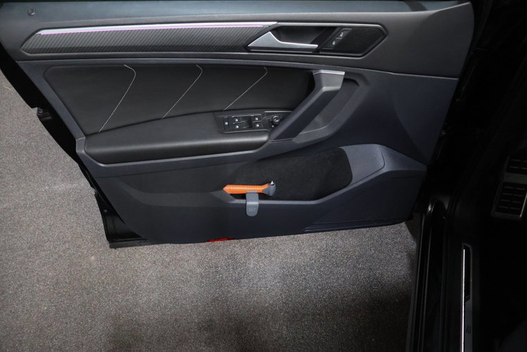 Vehicle Image 38